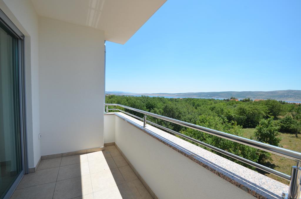 Apartment Anića Kuk Starigrad Paklenica Ruang foto