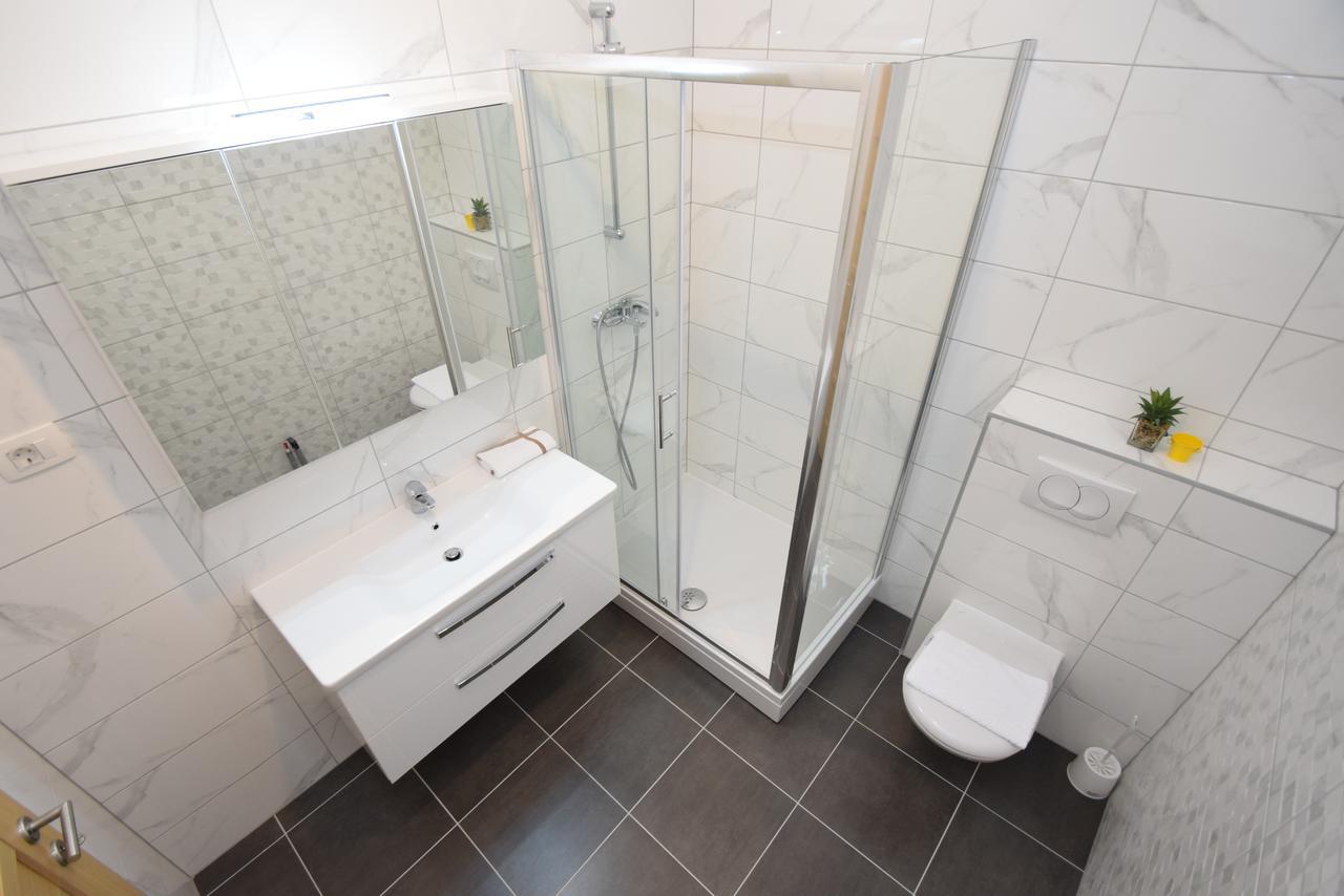 Apartment Anića Kuk Starigrad Paklenica Bagian luar foto