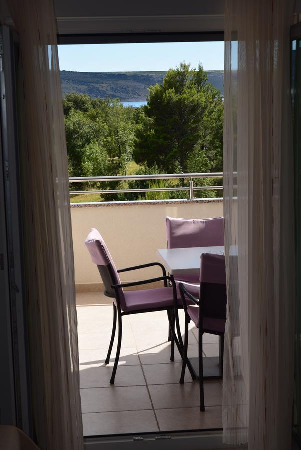 Apartment Anića Kuk Starigrad Paklenica Bagian luar foto