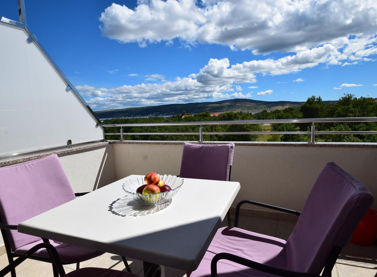 Apartment Anića Kuk Starigrad Paklenica Bagian luar foto