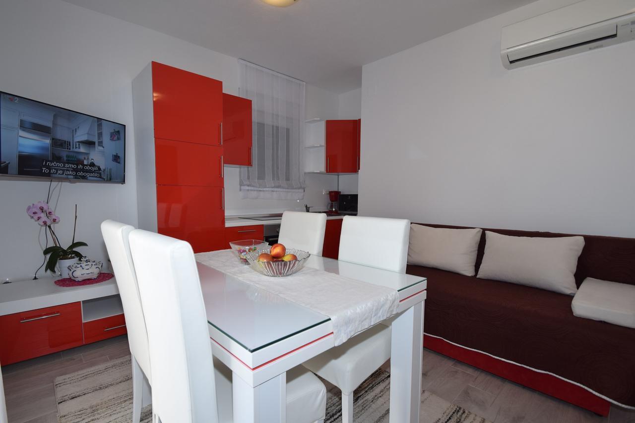Apartment Anića Kuk Starigrad Paklenica Bagian luar foto